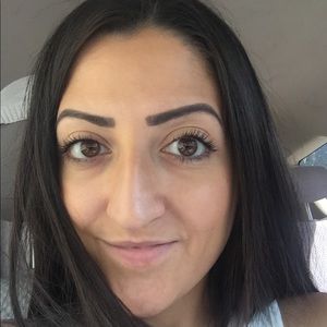 Meet your Posher, Veronica